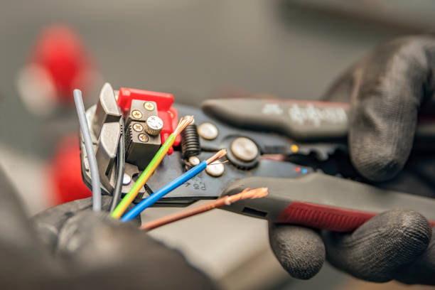 Best Licensed Electrician  in Elkhart Lake, WI